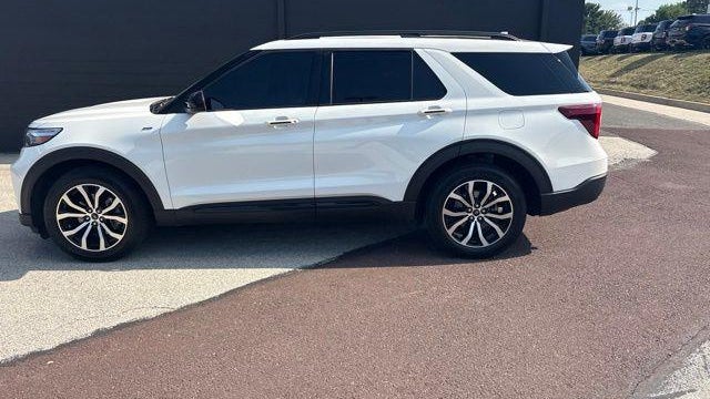 Preowned 2024 Ford Explorer ST-Line for Sale