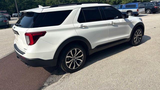 2024 Ford Explorer ST-Line