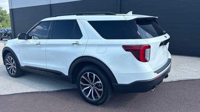 2024 Ford Explorer ST-Line