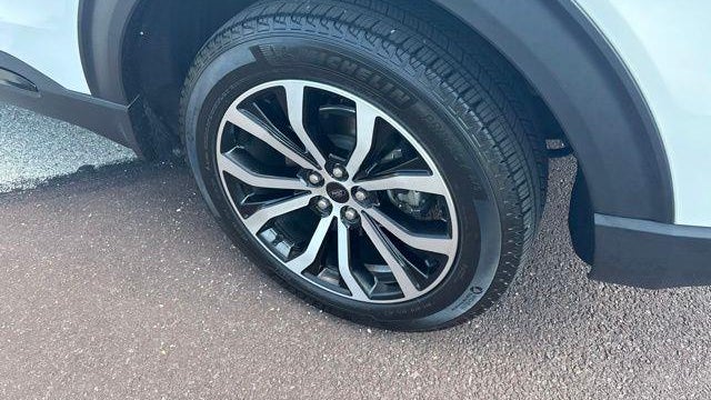 2024 Ford Explorer ST-Line