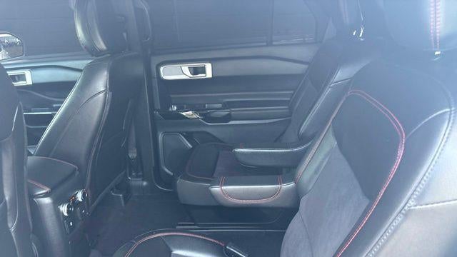 2024 Ford Explorer ST-Line