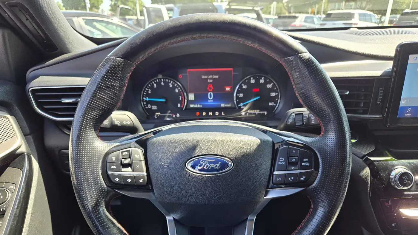 2022 Ford Explorer ST-Line