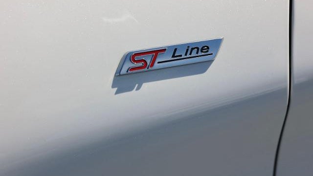 2024 Ford Explorer ST-Line
