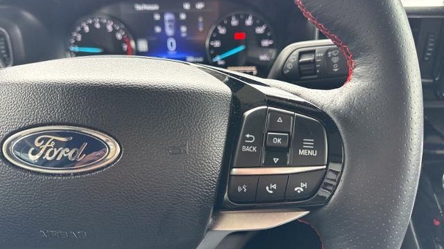 2024 Ford Explorer ST-Line
