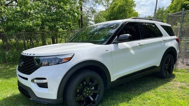 2024 Ford Explorer ST-Line