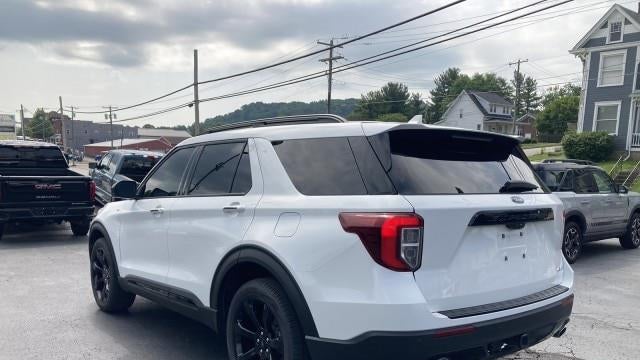 2024 Ford Explorer ST-Line