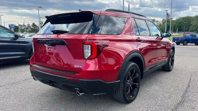2024 Ford Explorer ST-Line