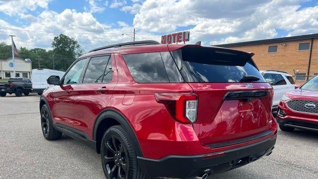 2024 Ford Explorer ST-Line