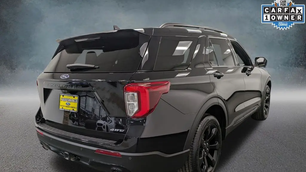 2022 Ford Explorer ST-Line