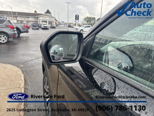 2023 Ford Explorer - $35,995