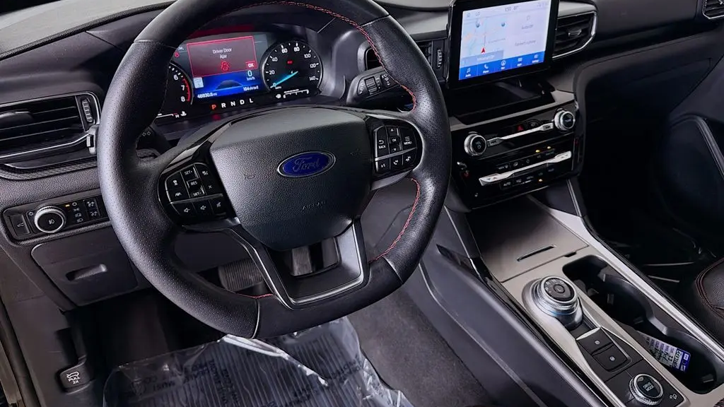 2023 Ford Explorer ST-Line