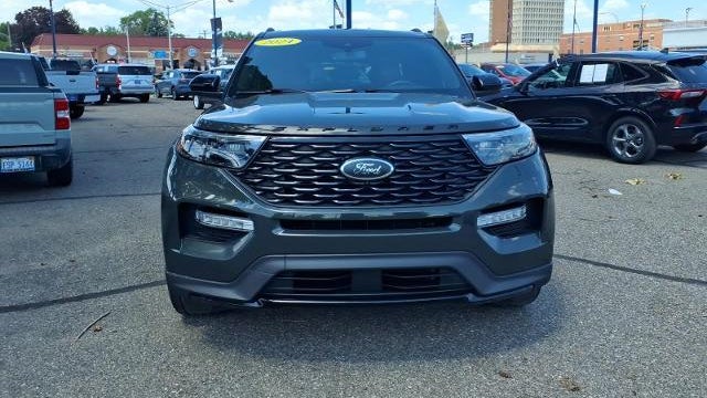 2024 Ford Explorer ST-Line
