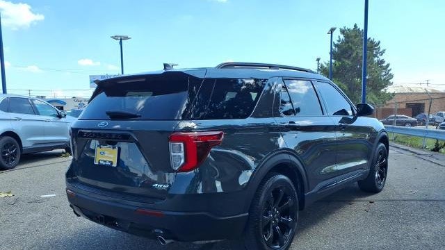 2024 Ford Explorer ST-Line