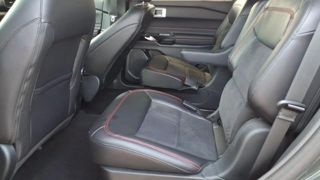 2024 Ford Explorer ST-Line