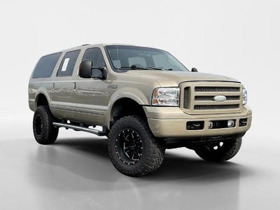 2005 Ford Excursion Limited 4WD 4DR SUV