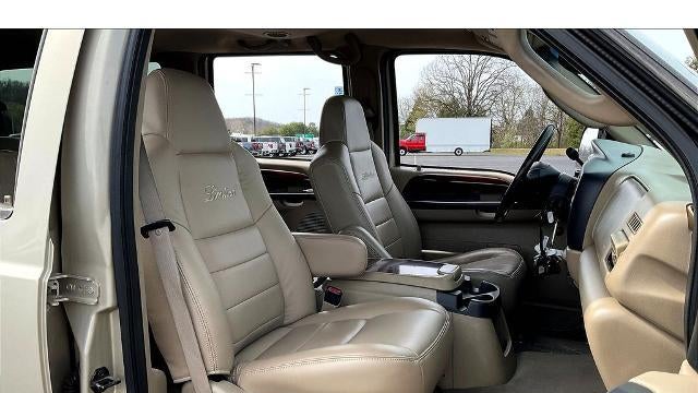 2005 Ford Excursion Limited