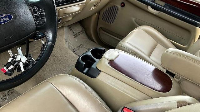 2005 Ford Excursion Limited