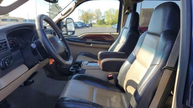 2005 Ford Excursion Eddie Bauer