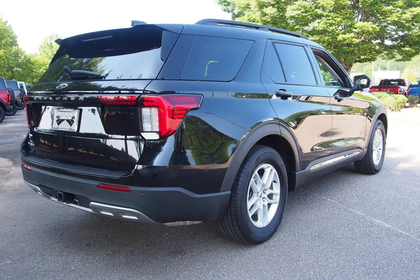 2025 Ford Explorer - $36,597