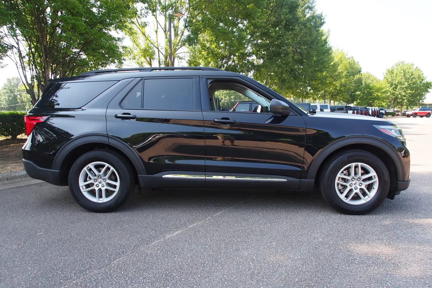 2025 Ford Explorer - $36,597
