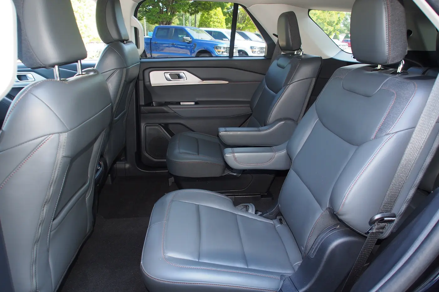 2025 Ford Explorer - $36,597