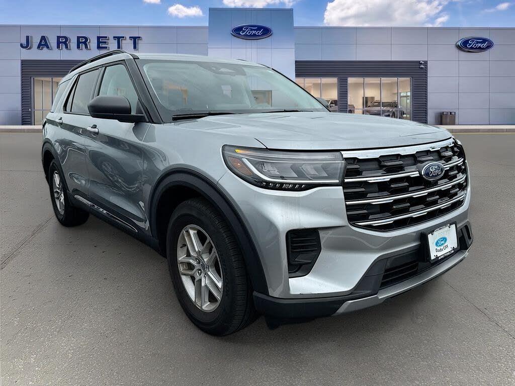 2025 Ford Explorer