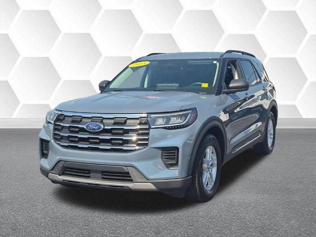 2025 Ford Explorer - $32,500