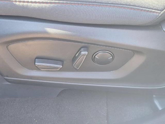 2025 Ford Explorer - $32,500