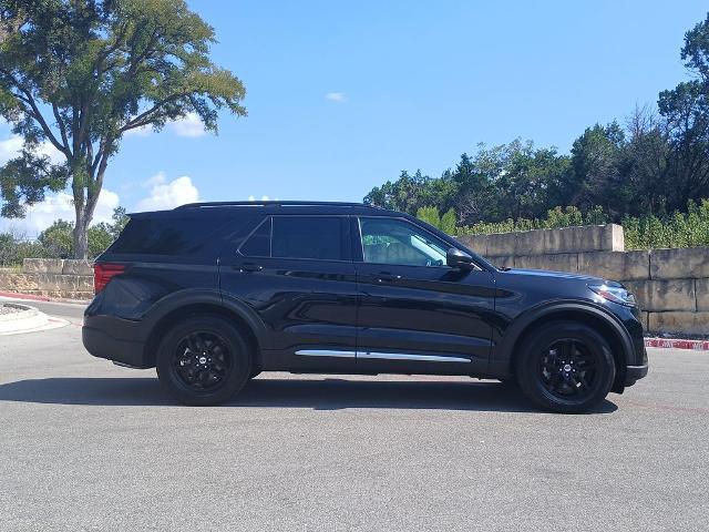 2025 Ford Explorer Active — photo 1 of 12