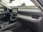 2025 Explorer Thumbnail 38