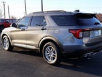 2025 Explorer Thumbnail 15