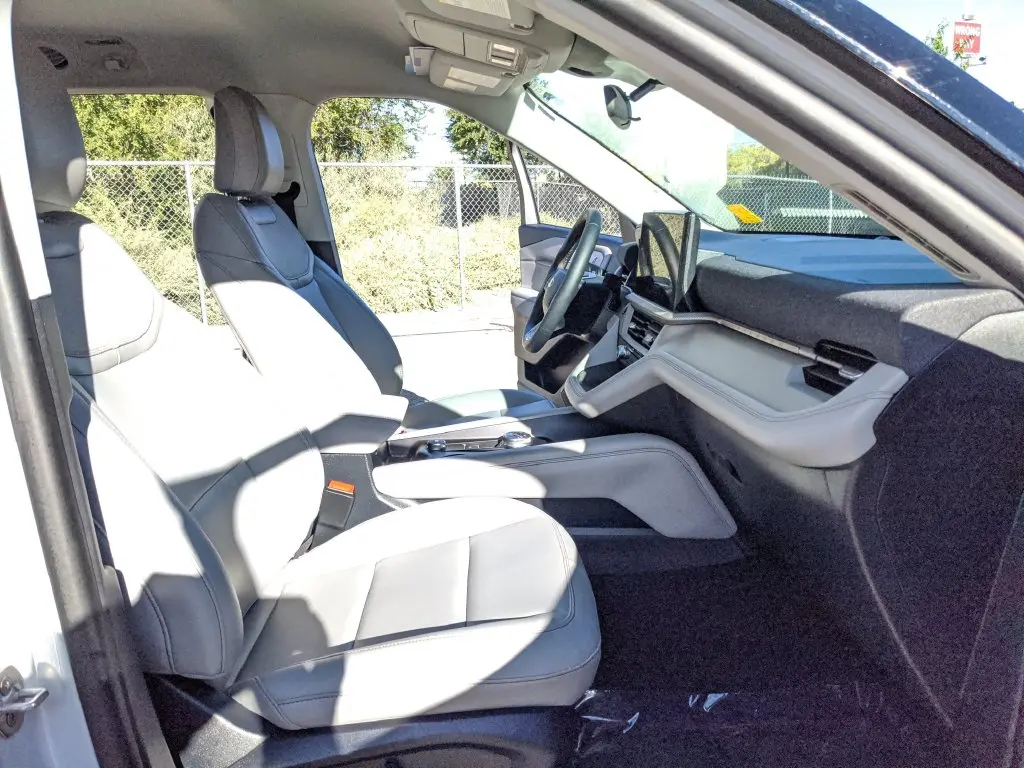 2026 Ford Explorer - $42,432
