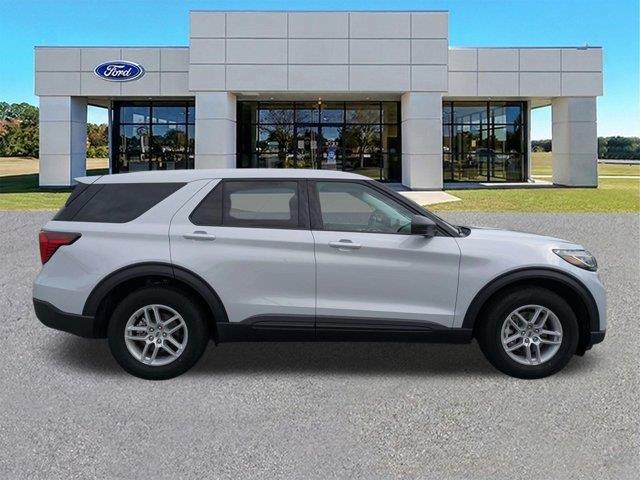 2026 Ford Explorer - $38,999