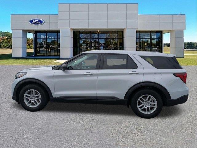 2026 Ford Explorer - $38,999