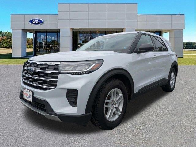 2026 Ford Explorer - $38,999