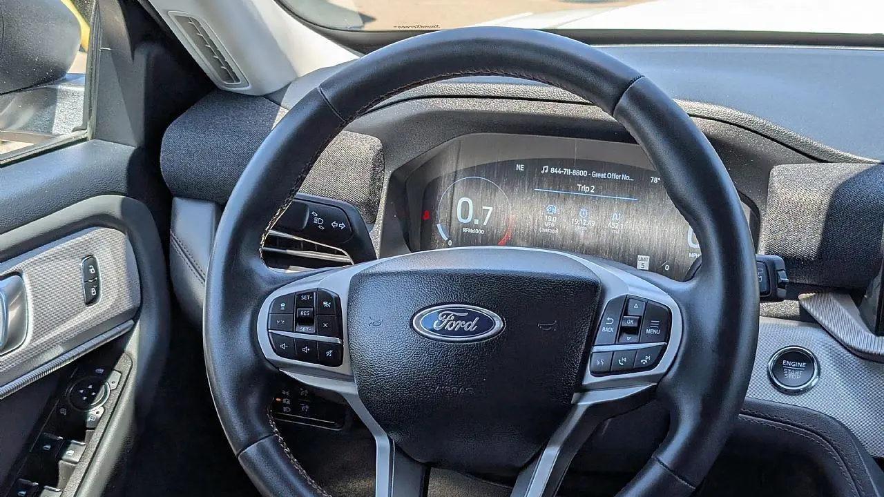 2025 Ford Explorer Active