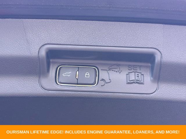 2025 Ford Explorer - $33,000