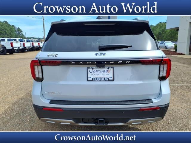 2025 Ford Explorer - $39,999