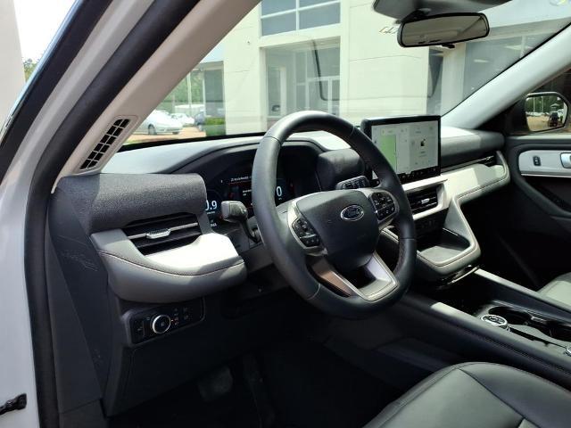 2025 Ford Explorer - $39,999
