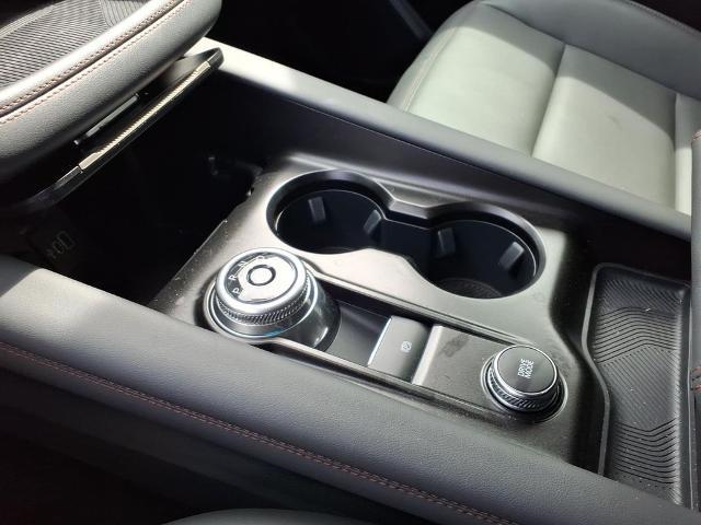 2025 Ford Explorer - $39,999