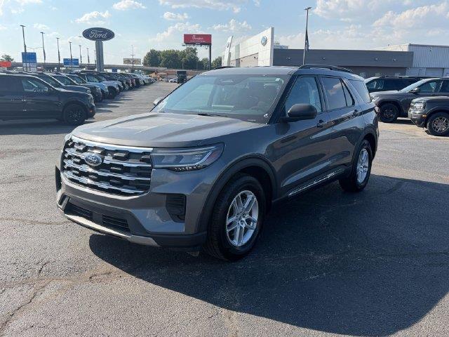 2025 Ford Explorer - $34,988