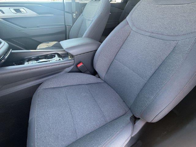2025 Ford Explorer - $34,988