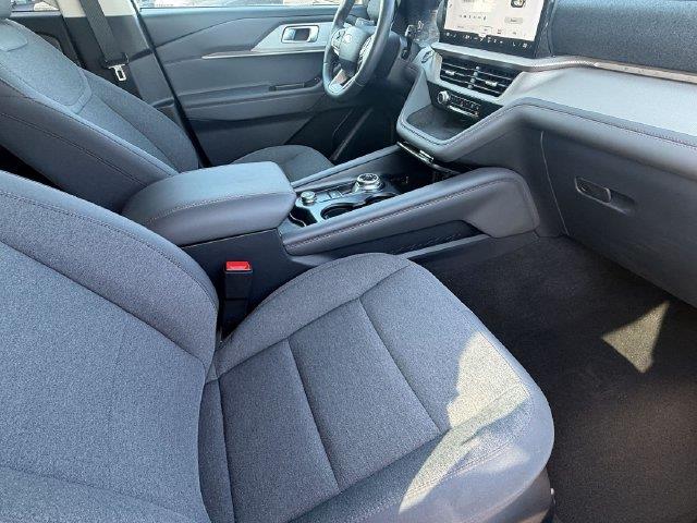 2025 Ford Explorer - $34,988