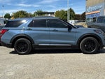 2025 Explorer Thumbnail 4