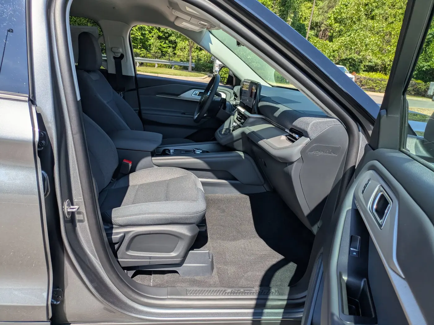 2026 Ford Explorer - $37,545