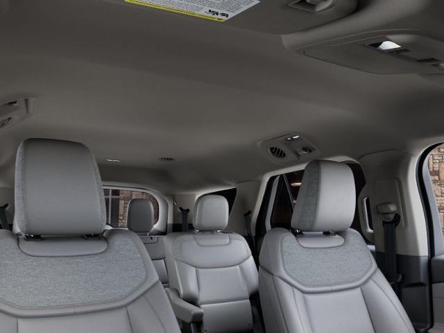 2027 Ford Explorer - $43,180
