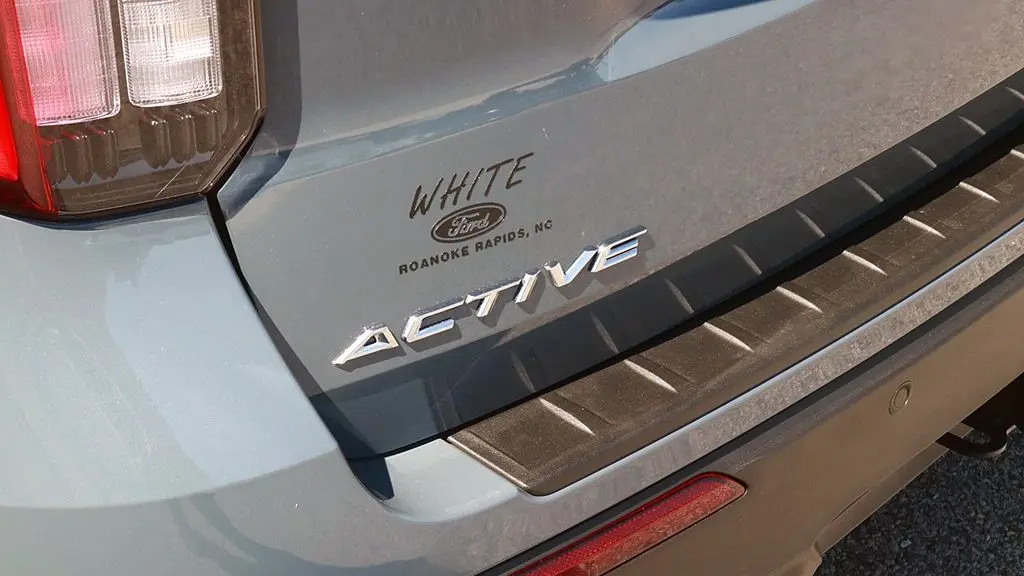 2025 Ford Explorer Active