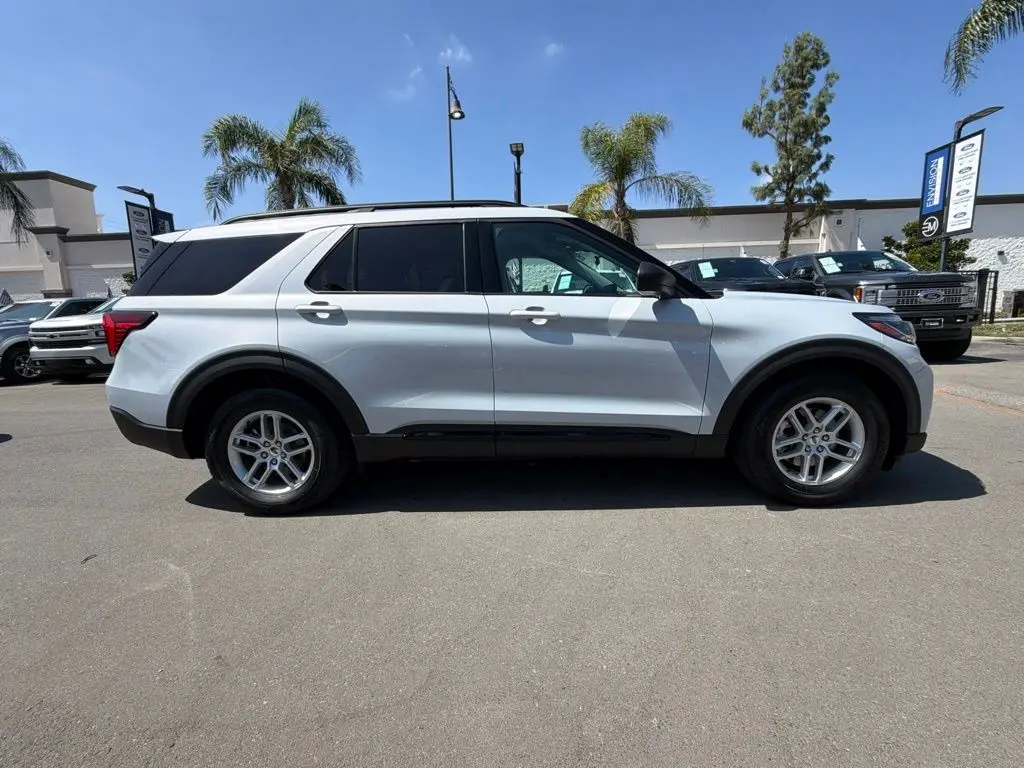 2026 Ford Explorer - $40,998