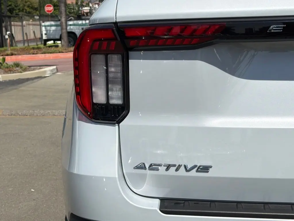 2026 Ford Explorer - $40,998