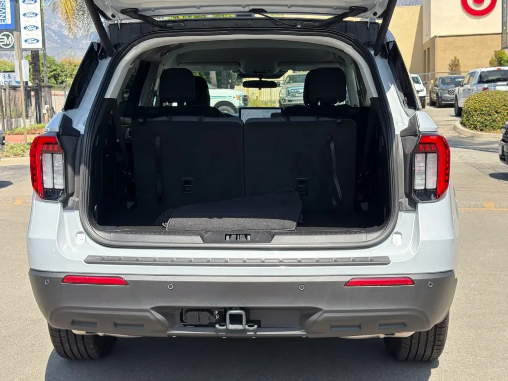 2026 Ford Explorer - $40,998